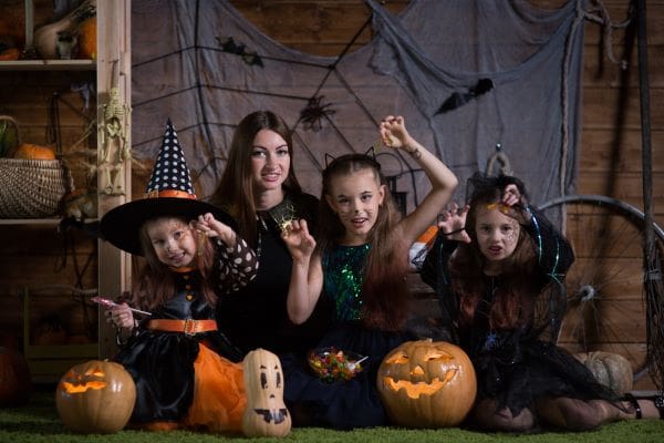 Ingenious Family Halloween Costumes